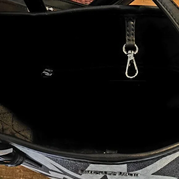 Michael Kors Tote - Picture 7 of 7